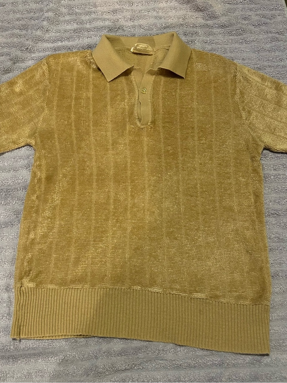 Vintage 1970s era Men’s Acrylic Shirt. Size M